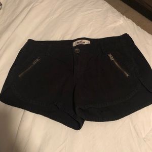 Hollister black shorts size 25